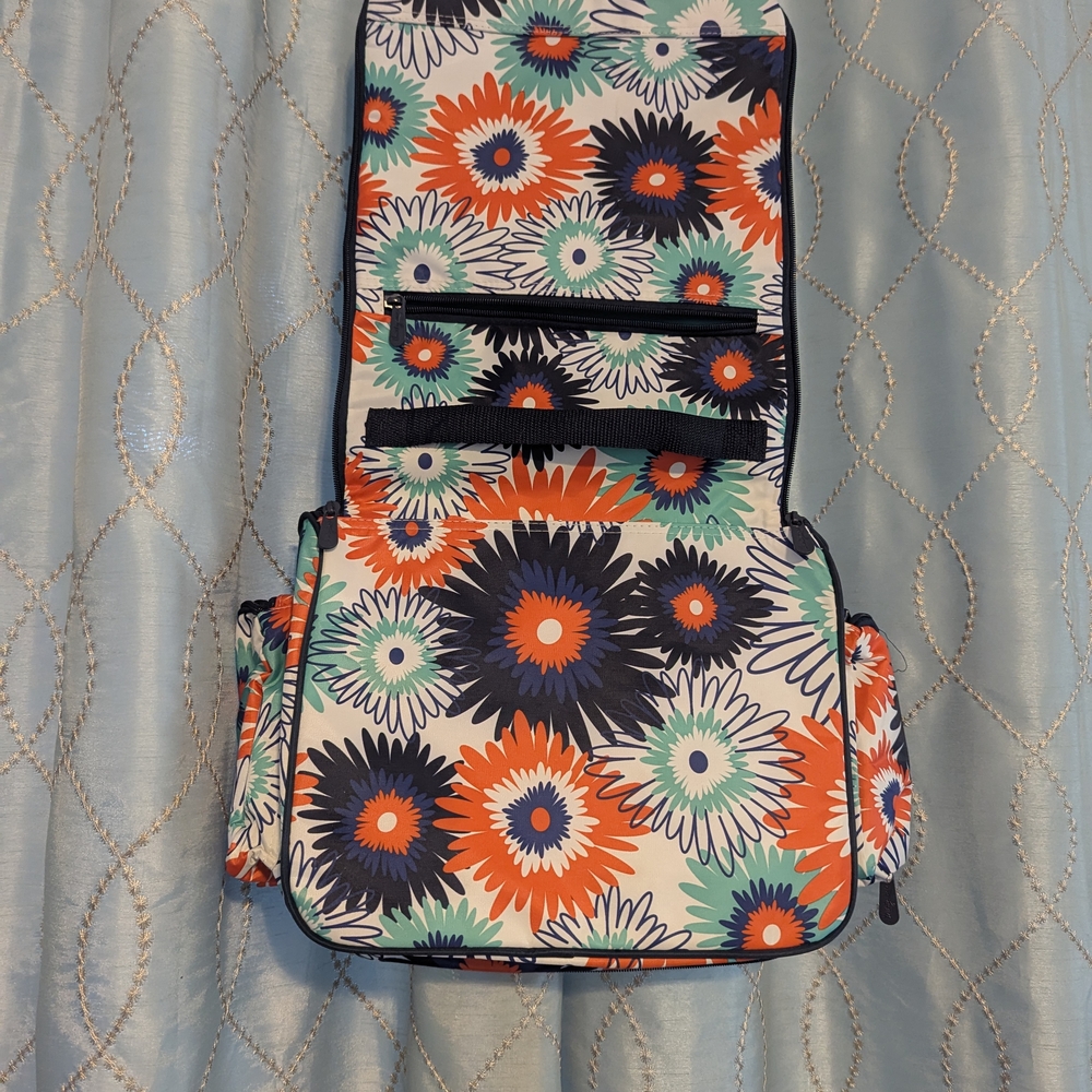 Thirty-One Blue and White Cosmetic Bag Floral Pattern - Picture 2 of 6